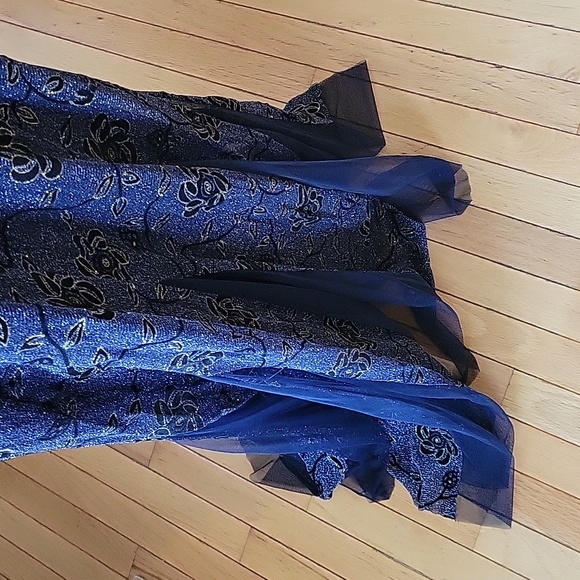 CARDALITE 😇 DRESS - Picture 4 of 9